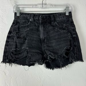 American Eagle Shorts Denim Jean Mom Dark‎ Wash Black Solid Cross Waist Ripped
